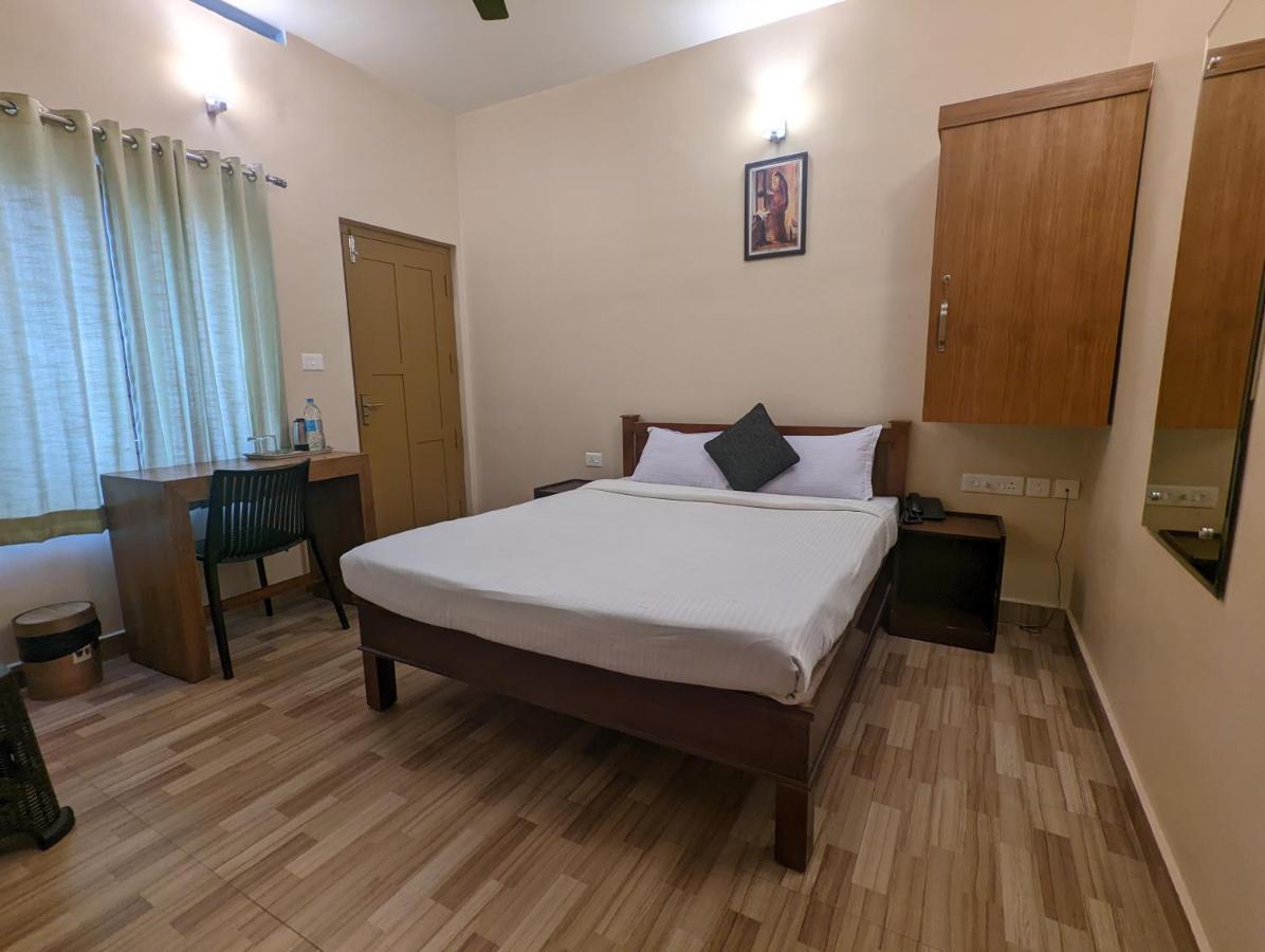 อายุรสักฐิ ริเวอร์เดล รีสอร์ต Hotel มุนนาร์ ภายนอก รูปภาพ